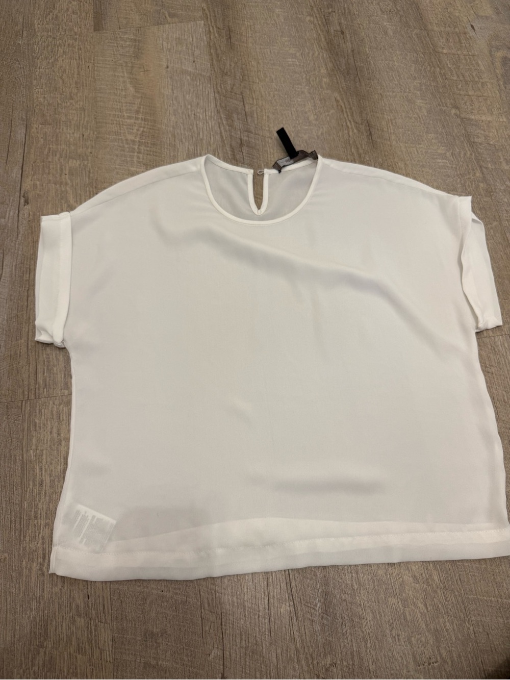 BCBGMaxAzria White Short-Sleeve Chiffon Boxy Blouse